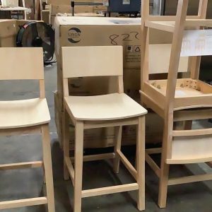 Unfinished solid Rubberwood Barstools-image